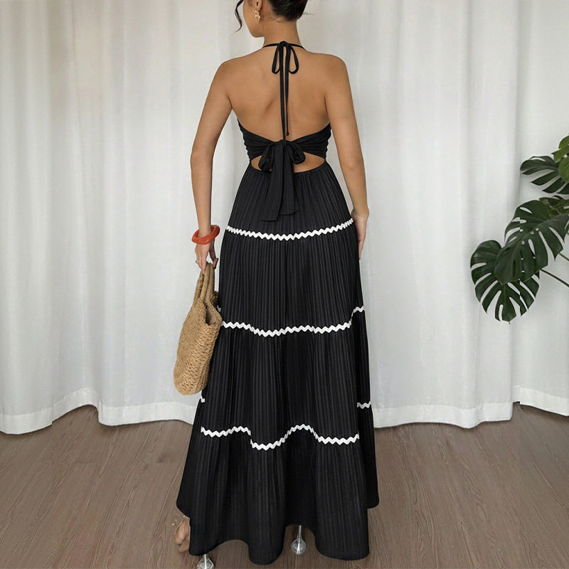 Color Block V Neck Halter Dress Sexy Cake Skirt Design Perfect for Vacations and Summer Events Wholesale Available