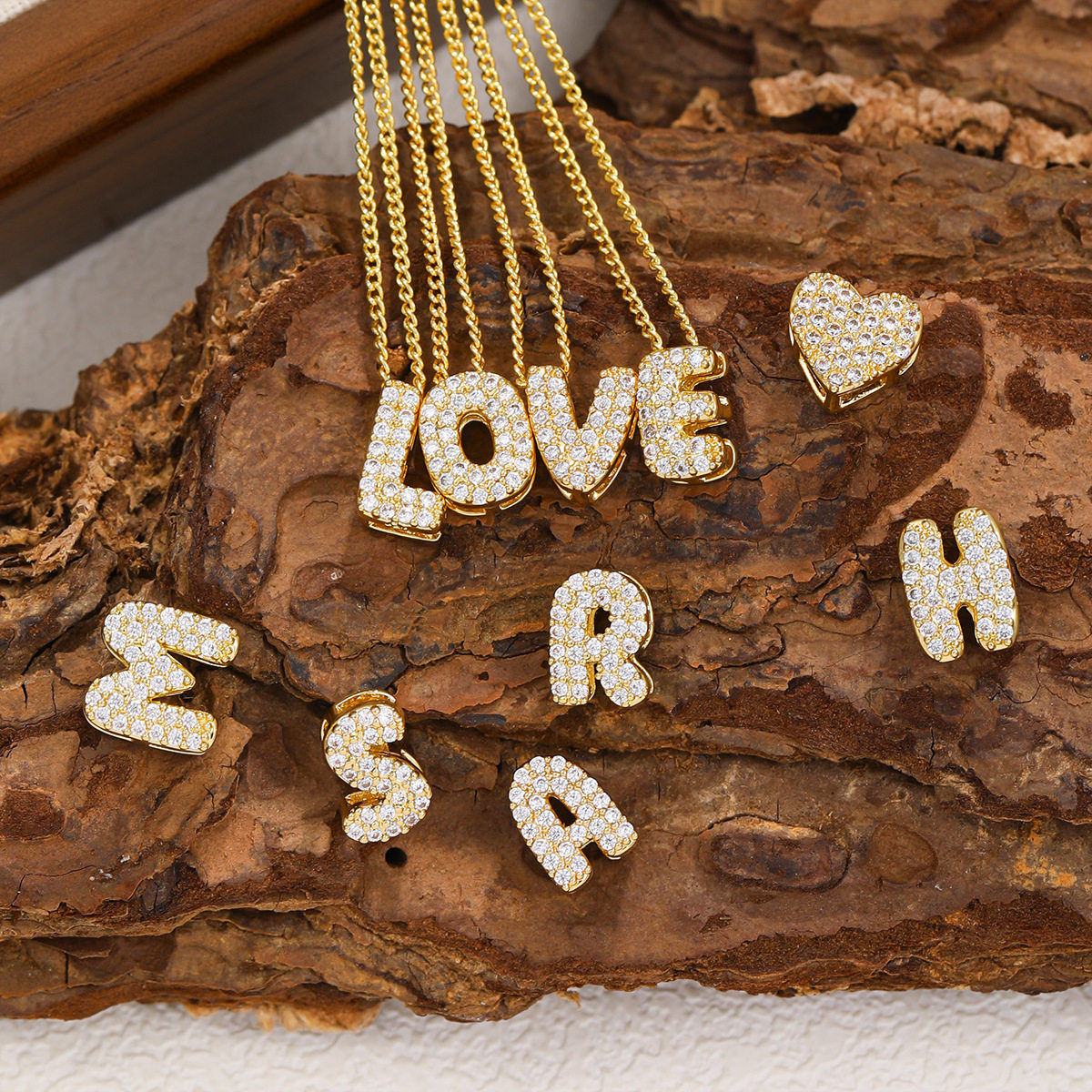 European and American Cross-Border DIY Personalized English Name Alphanumeric Necklace Zircon Letter Pendant Clavicle Chain Wholesale