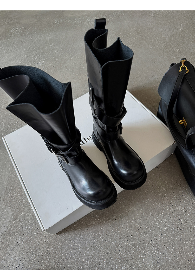 Boot nữ cổ cao da bò khóa thắt lưng đế dày — Màu đen