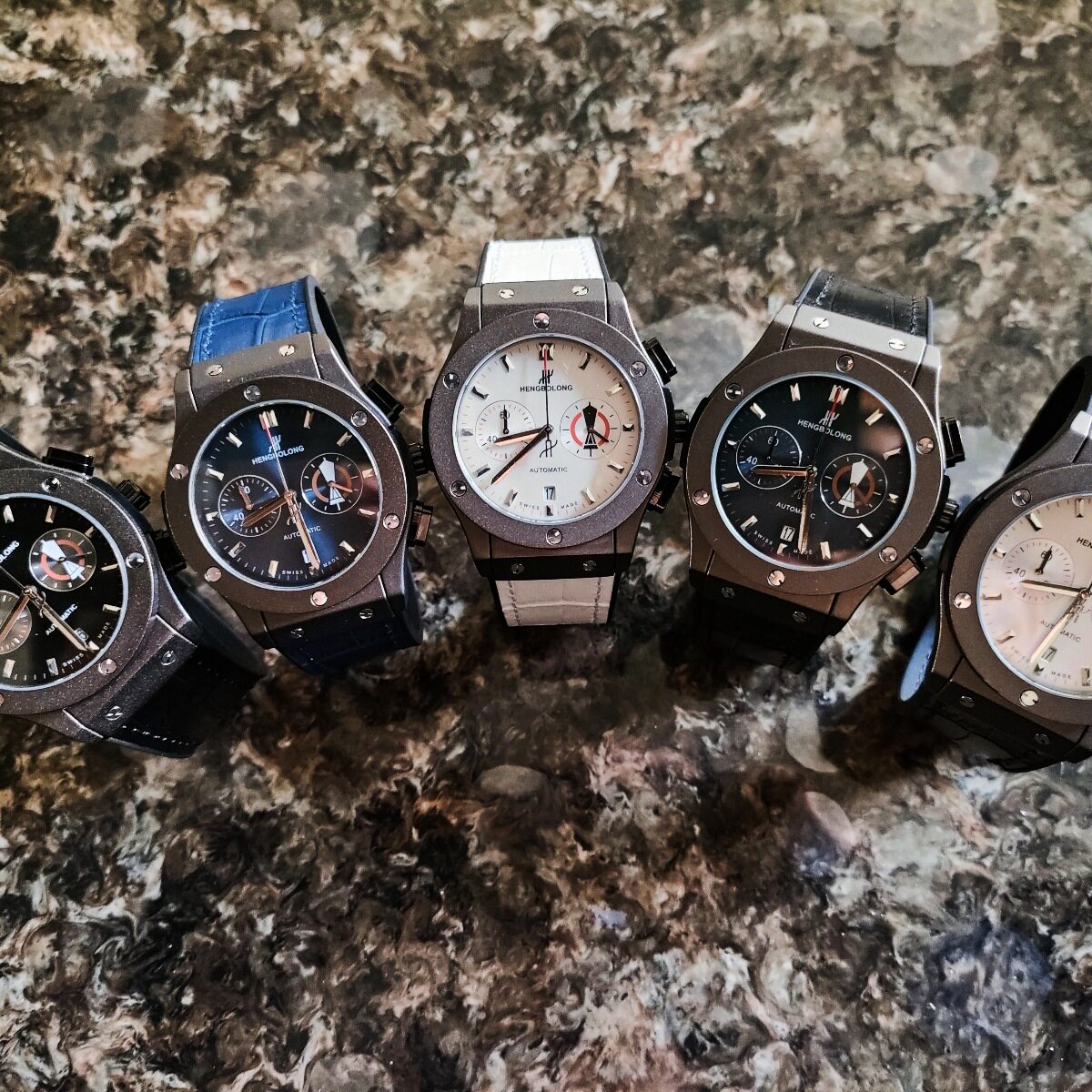 O1CN01T7aZzC1FwPEpfOWwr !!2217661190551 0 cib