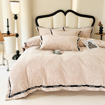 Winter solid color milk velvet four-piece set bed top thickened velvet bed sheet coral velvet flannel carved velvet quilt cover