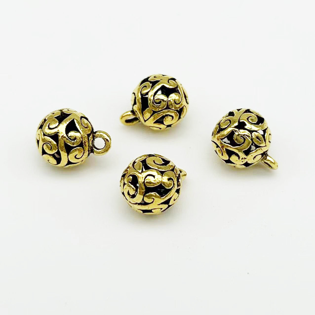 Hanfu pendant ancient style cheongsam button decoration vintage beads Xiangyun hollow spherical Chinese style cheongsam accessories