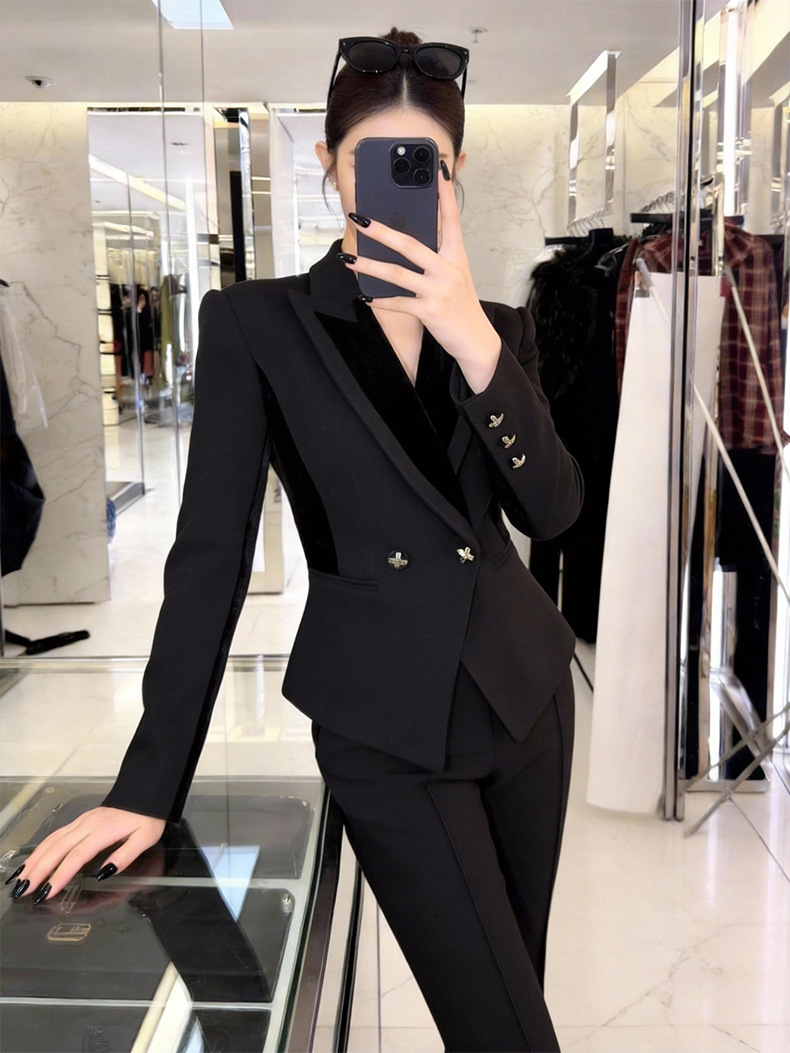 Áo vest nữ màu đen ôm dáng thanh lịch công sở — màu đen