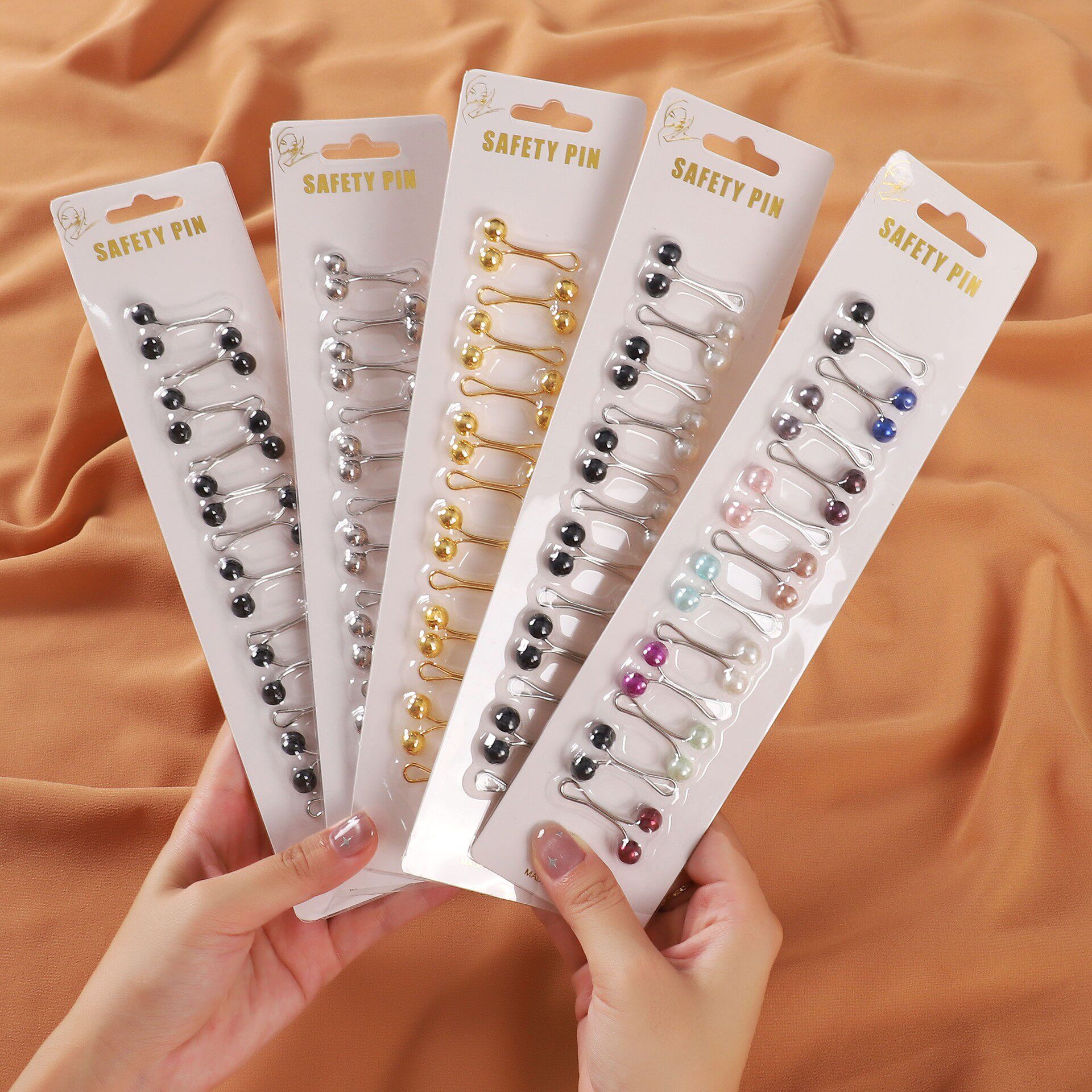 Hot-Selling Simple Multi-Color Pearl Clip Fashion Jewelry Small Pin U-Shaped Fine Needle Women's Headscarf Clip Accessory