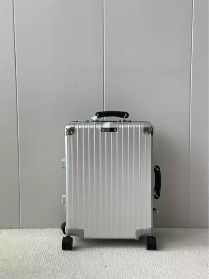Rimo Classic Metal Aluminum-Magnesium Alloy Trolley Suitcase, Celebrity-Inspired High-Appearance Carry-On Luggage