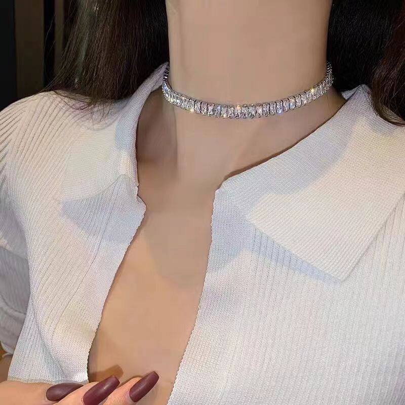 Necklace Light Luxury Zircon Simple Fashion Necklace Chain High-end Temperament Short Clavicle Chain Distinctive Fashionable Neck Chain for Women