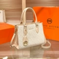 Creamy-white ordinary packaging