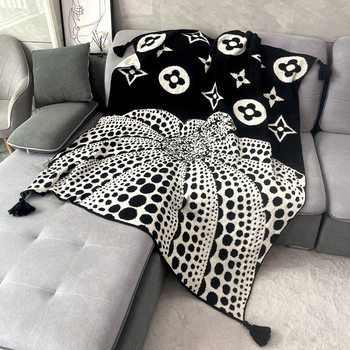 Factory Direct Sales American Light Luxury Living Room Decorative Blanket Multi-Functional Blanket Nap Blanket Shawl Blanket Knitted Leisure Blanket