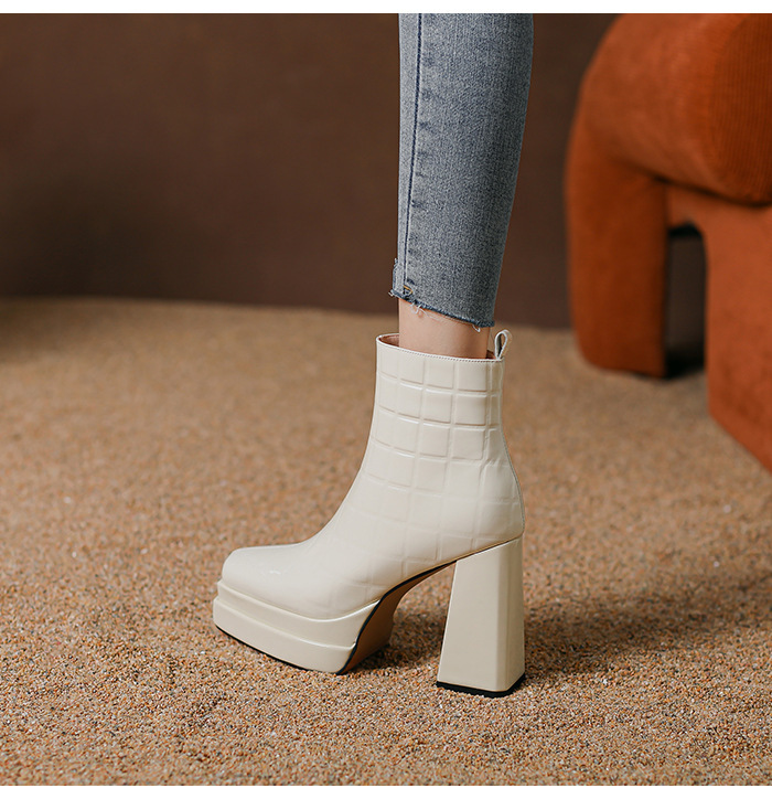 Boot nữ cổ thấp gót thô siêu cao 10cm đế platform mũi vuông khóa kéo bên hông — màu đen, Màu trắng ngà