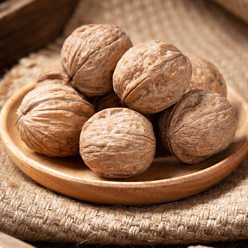 New Xinjiang Red-Skinned Walnuts, Thin-Skinned Walnuts, Yunnan Red-Skinned Walnuts, Office Nut Snacks, Walnuts