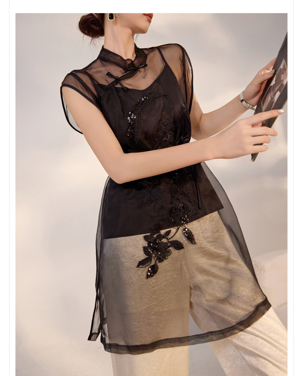 Áo gile nữ thêu họa tiết động vật cổ chữ V dáng thắt dây phối lụa organza