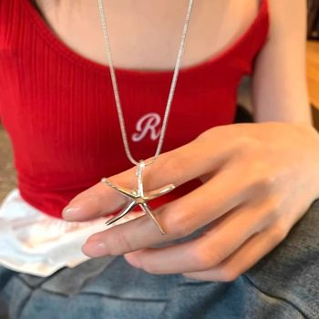Minimalism Starfish Necklace Women's Korean Style Ins Niche Design Distinctive Clavicle Chain Fashion All-match Holiday Style Accessories