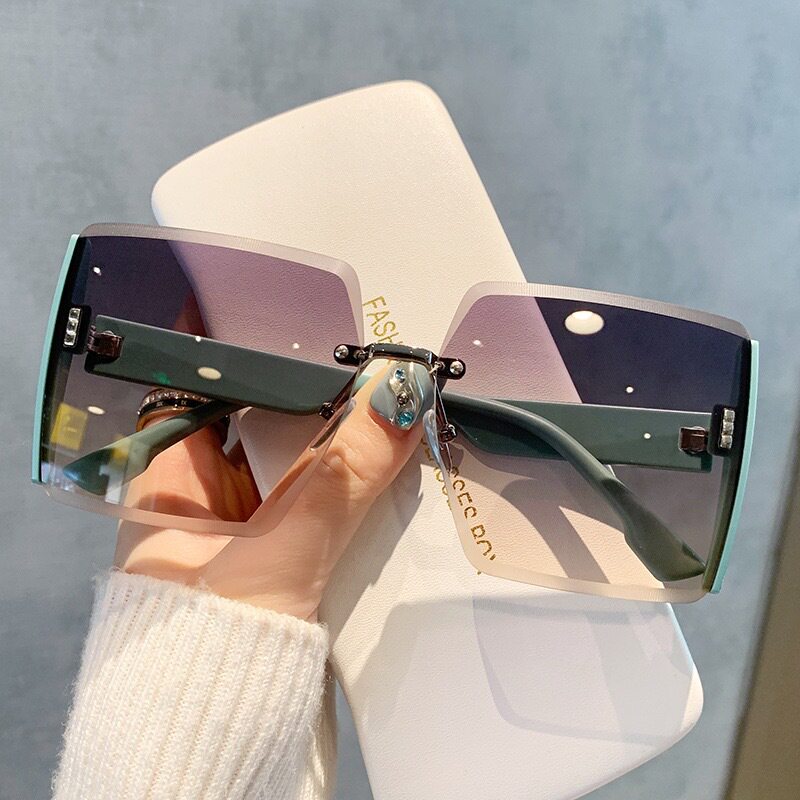 23001【グリーンレッグ】