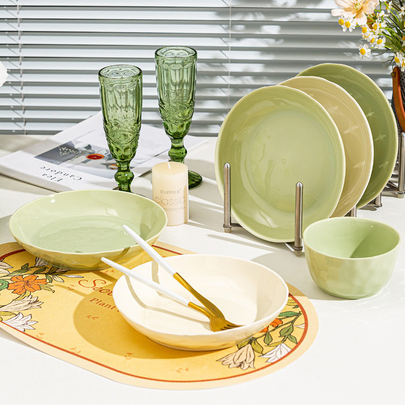 Cream style 2023 new household Bowl plate chopsticks high-grade online red ceramic bowl dish suit DIY free matching