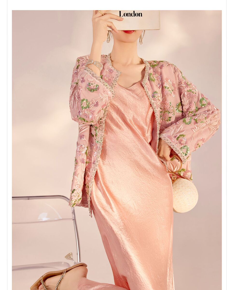 Áo khoác nữ dài tay thêu nổi bật đính cườm sequin — Màu hồng