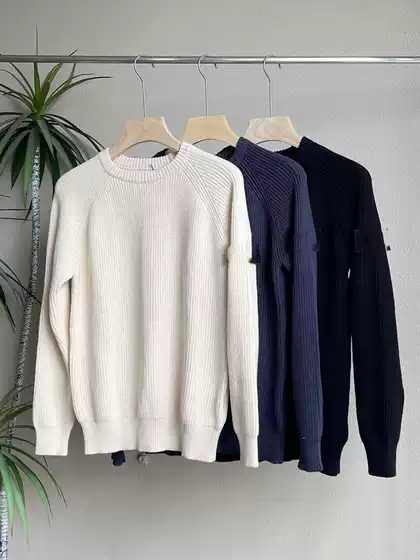 Cross-Border Men's Badge Sweater Loose Solid Color Knitwear Round Neck Base Badge Sweater Trendy