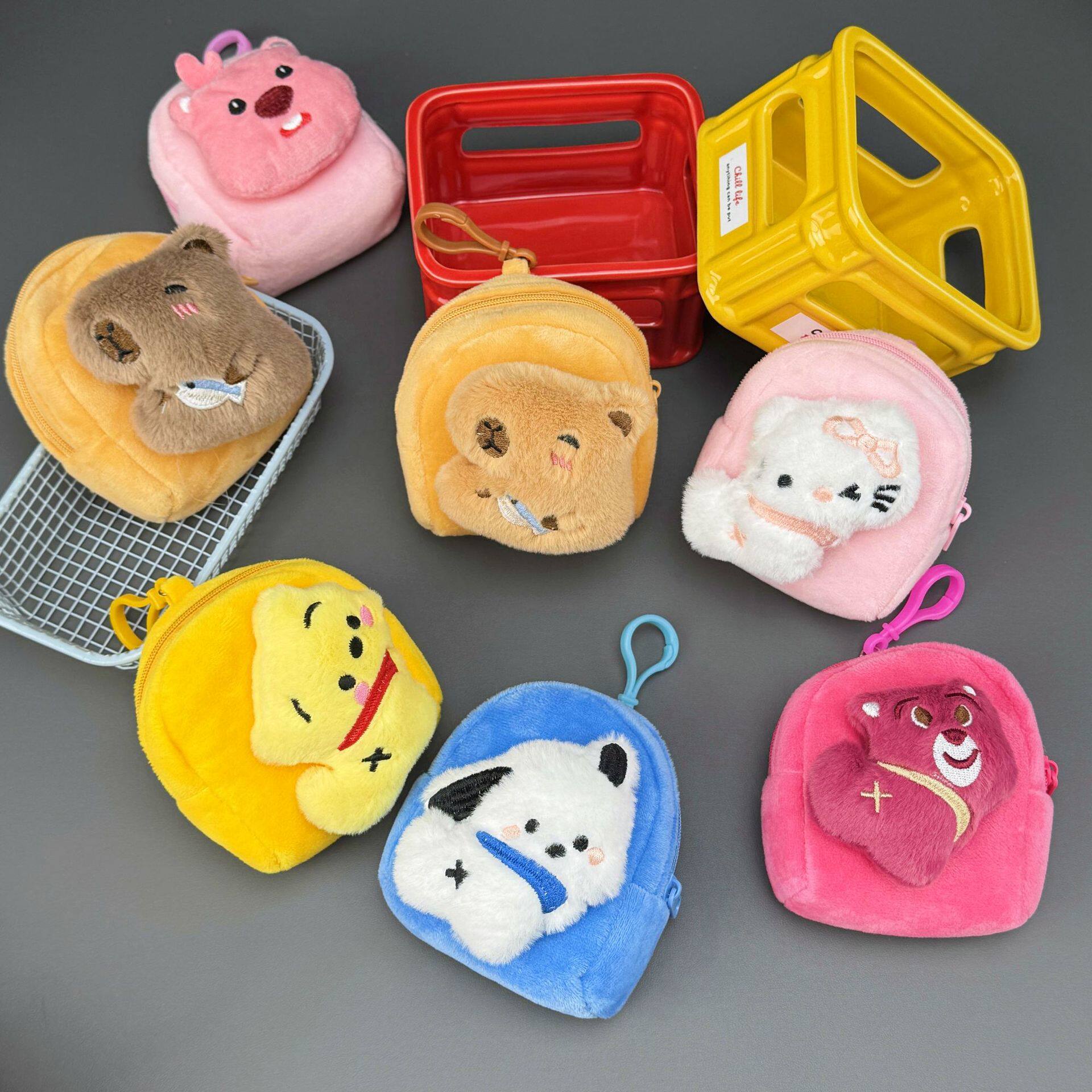 Pacha Dog Coin Purse Pendant Cute Kt Strawberry Bear Coin Purse Keychain Pendant Claw Machine Doll Wholesale