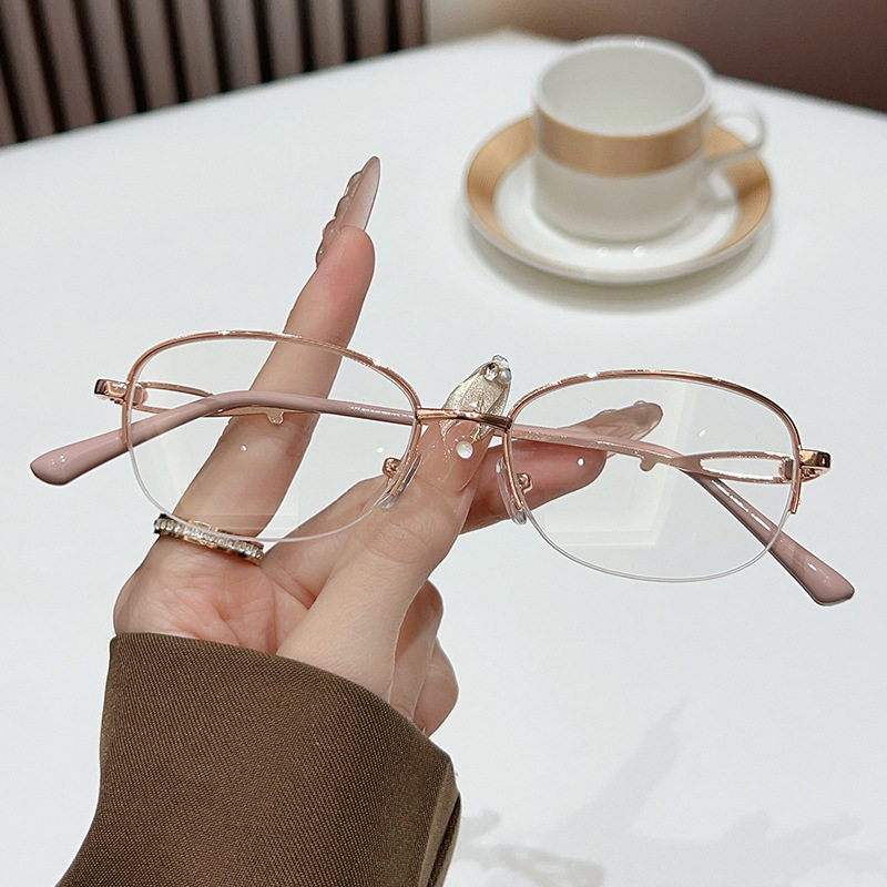 New Women's Metal Half-Frame High-Definition Myopia Glasses, Fashionable and Versatile Glasses Frames, Anti-Blue Light Flat Glasses