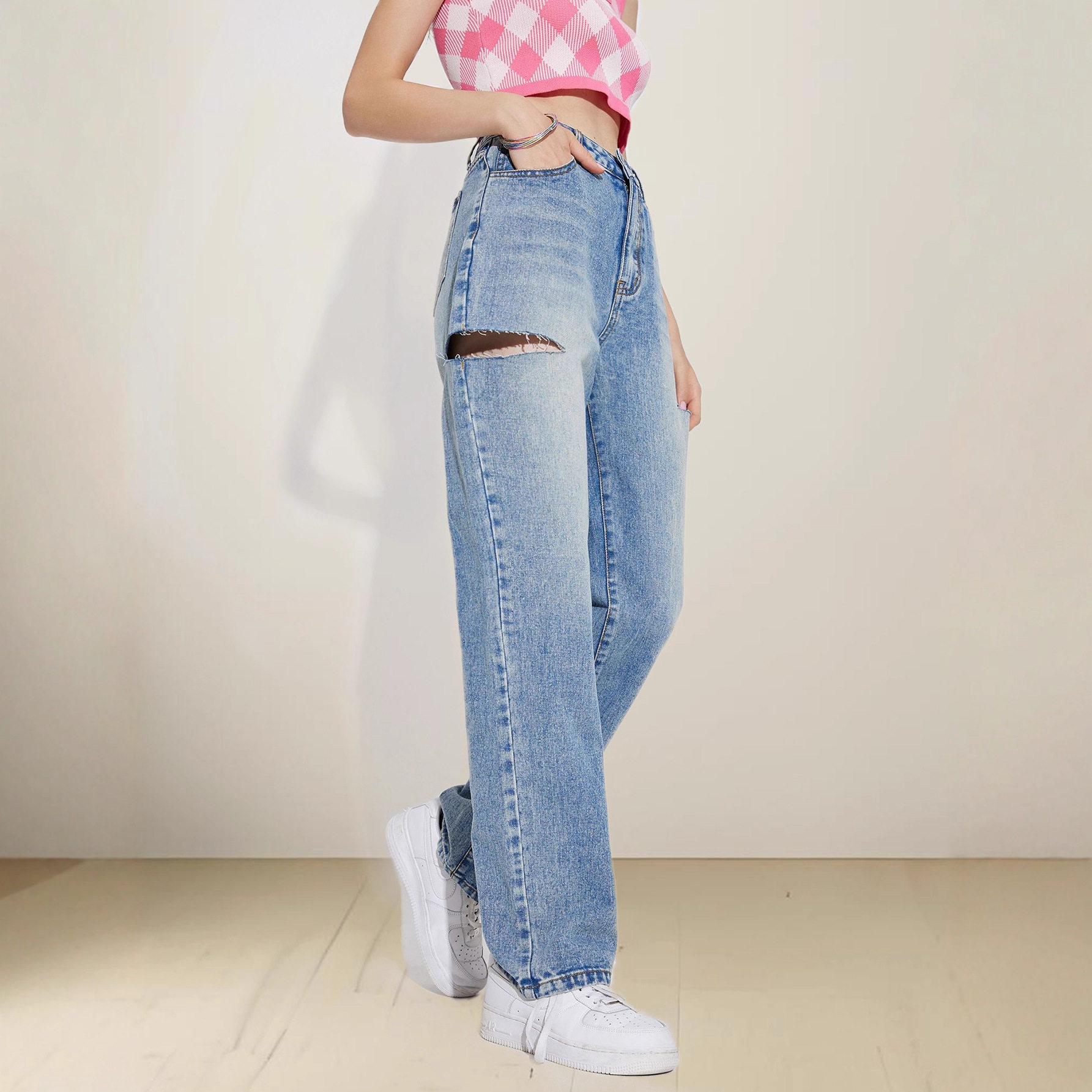 High Waisted Slim Fit Ripped Denim Jeans for Women Casual Style Comfortable Fabric Versatile Wear Wholesale Available