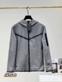 Top.dark gray