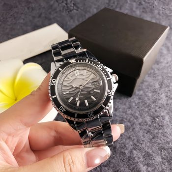 Silver Steel Band Men's Watch Gray Dial Stylish Diving Watch Design Fashion Men's Watch Accessible Luxury Trendy Accessories