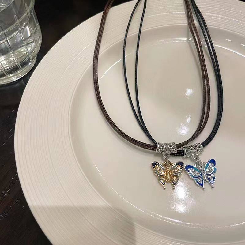 New Y2K Retro New Chinoiserie Butterfly Alloy Necklace Women Ins Niche Clavicle Chain Accessible Luxury Jewelry Accessories Wholesale