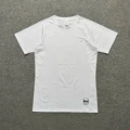 White short sleeves (small g on the right)