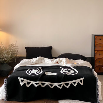 Scandinavian Chenille Blanket Black Big Eyes Knitted Velvet Sofa Blanket Nap Shawl Blanket Autumn and Winter Sofa Blanket