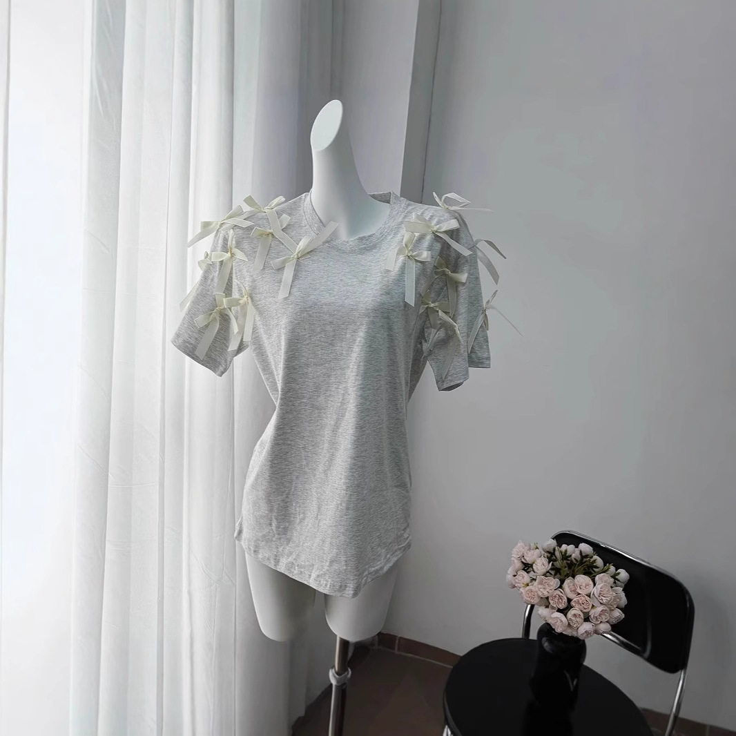 Loose Fit Short Sleeve T Shirt Cute Ribbon Bow Design Soft Cotton Fabric Casual Style Perfect for Everyday Wear
