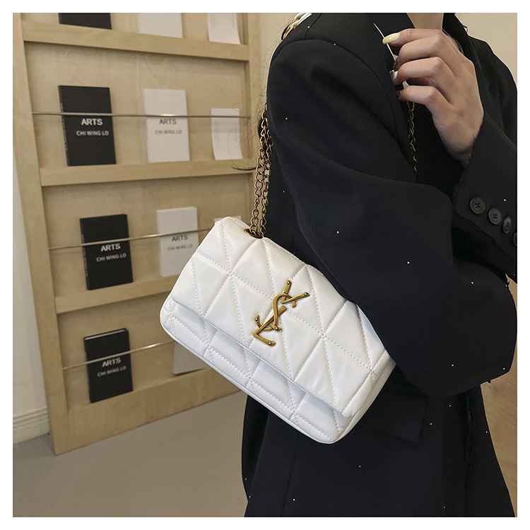 O1CN01TlaWmV232HUYMeVUM !!2215817057197 0 cib