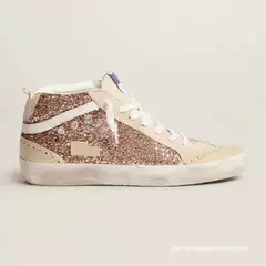 In-Stock 2025 New Model Star-Patterned Dirty-Style Sneakers, Flat-Soled American College Style, Dirt-Resistant, Versatile Casual Shoes for Women and Men