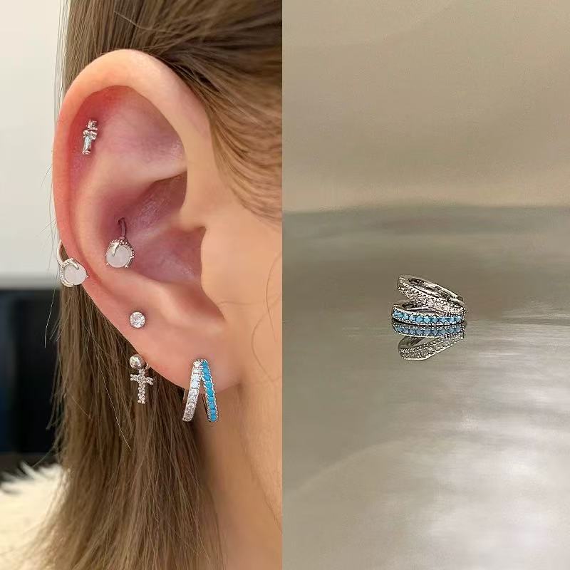 664 ミルクブルー イヤリング シングル