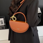Cross-Border Foreign Trade Popular Fashion Niche Handbag Simple 2025 New High-End Crossbody Bag Women's Saddle Bag