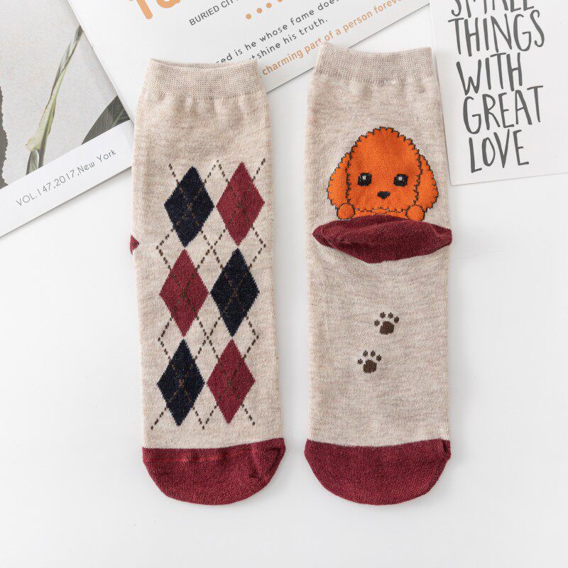 春秋新款卡通直板狗中筒袜棉质袜子女 诸暨厂家批发
