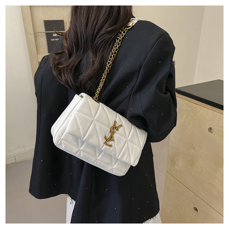 O1CN01TpwKXK232HUXKbyBp !!2215817057197 0 cib