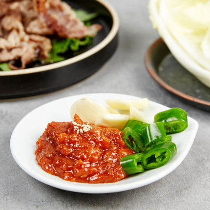 Korean Barbecue Dipping Sauce Korean Style Barbecue Sauce Barbecue Cooking Seasoning Sauce Garlic Spicy Sauce Lettuce Rice Dipping Sauce