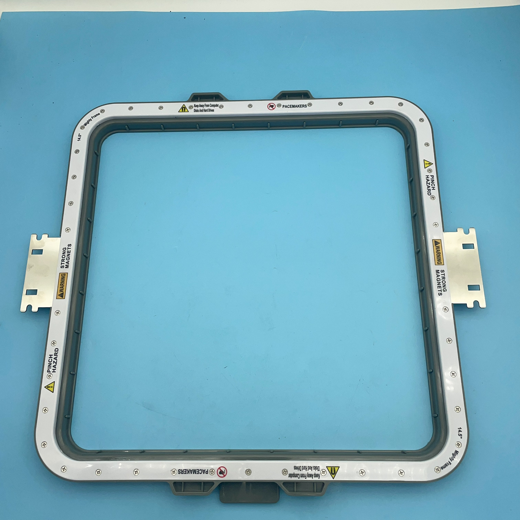 电脑绣花机配件 单头机绣框 成衣绷架 新款强磁无痕成衣宽 绣花框