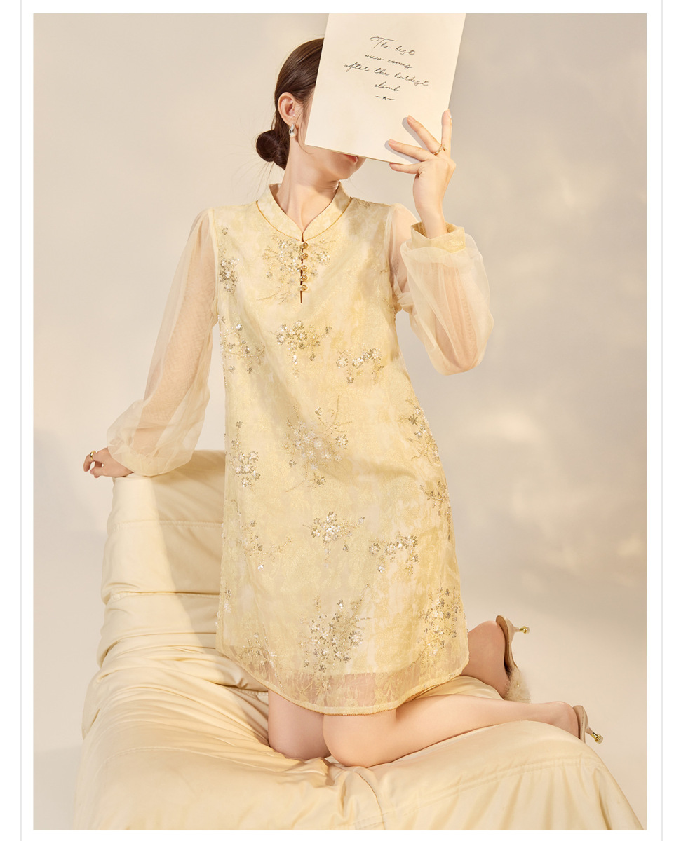 Đầm nữ cổ đứng thêu hoa dáng chữ A dài tay phong cách nghệ thuật — Vàng Champagne (giao hàng trong 7 ngày), Vàng Champagne (giao hàng trong ngày)