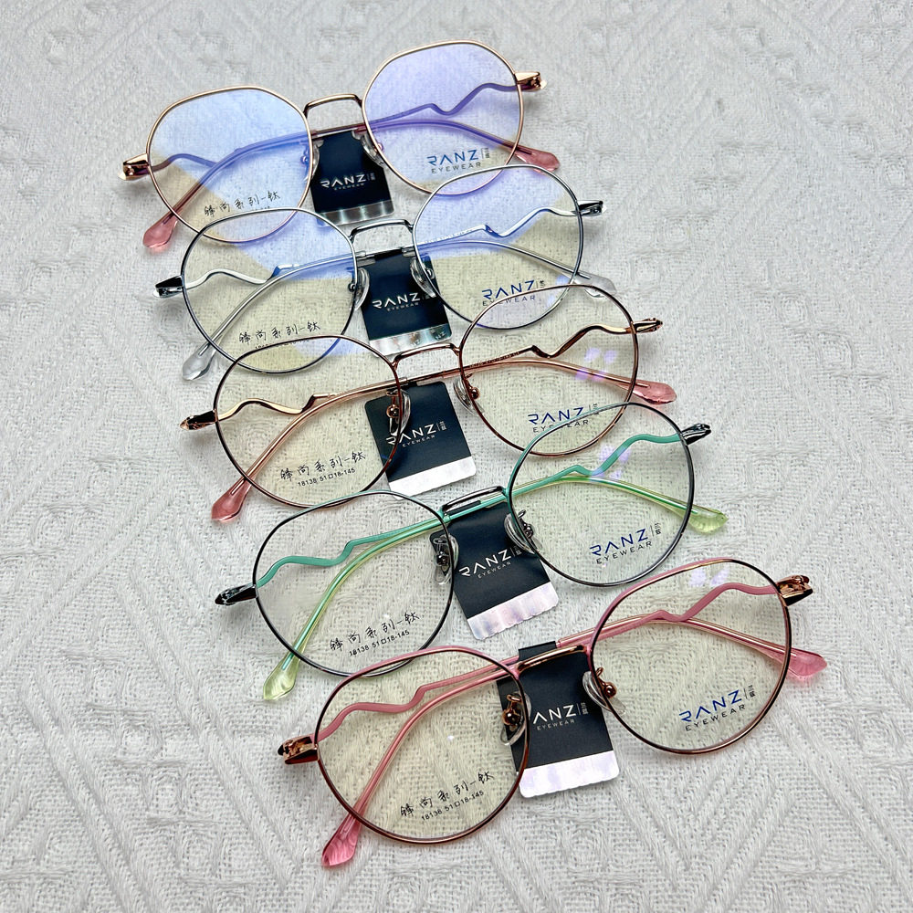 Shenzhen High-End Ultra-Light Real Half-Titanium Retro Wide-Brimmed Literary and Artistic Men's and Women's Plain Myopia Glasses Frame Round Frame Wholesale