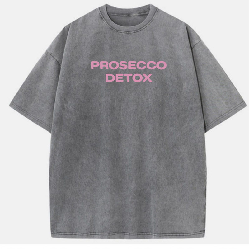 Loose Fit Graphic Print T Shirt for Women Summer Style Vintage Wash Design Casual Wear Wholesale Available