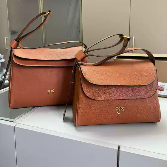 Pink * Same Chain Swallow Bag Dionyor Leather Shoulder Crossbody Badge Rivet Embossed Underarm Double Swallow