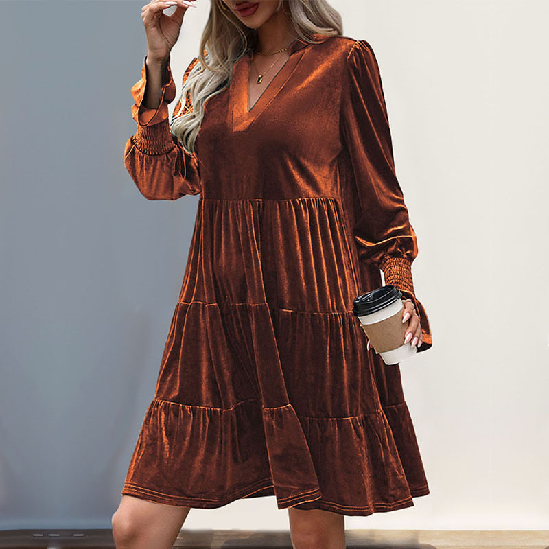 Elegant Long Sleeve Velvet Dress Solid Color Versatile Design Perfect for Parties Wholesale Available