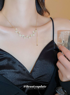 真金电镀花朵镶钻珍珠项链