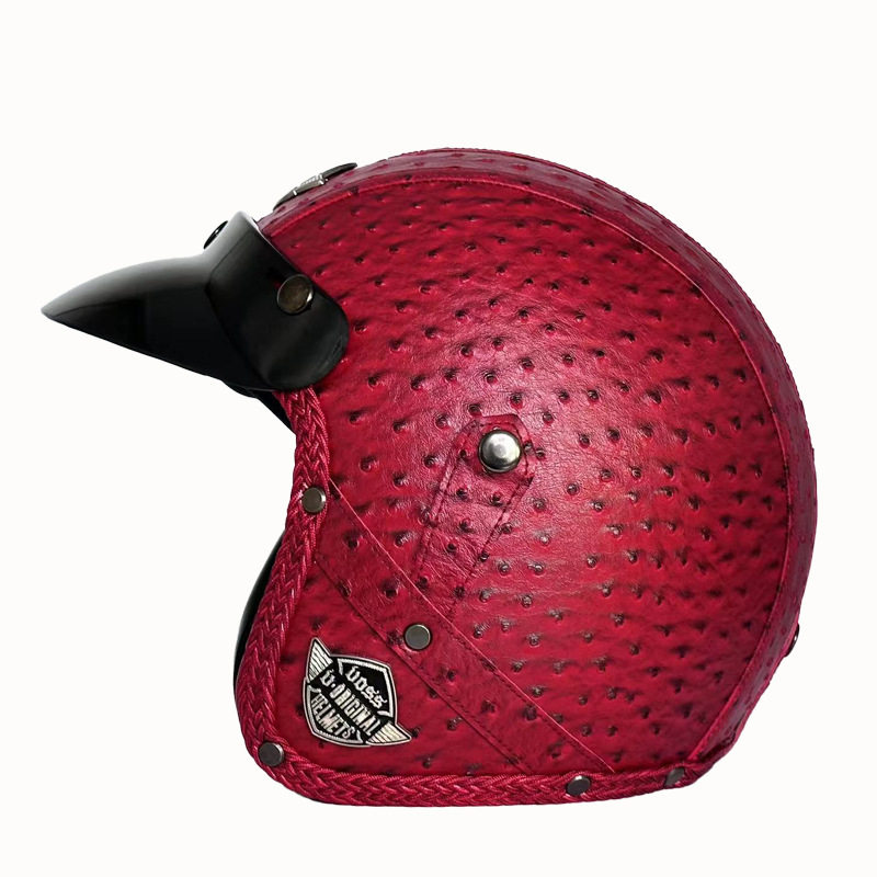 赤いパイナップル