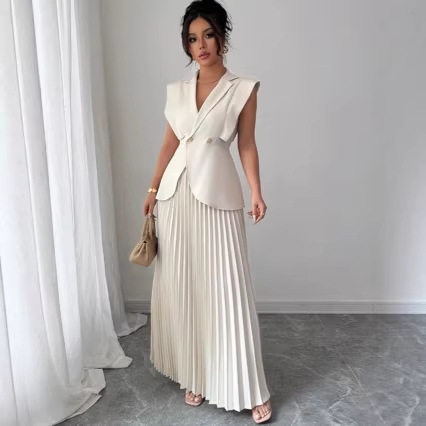 Elegant style solid color vest top and pleated skirt long skirt suit for women
