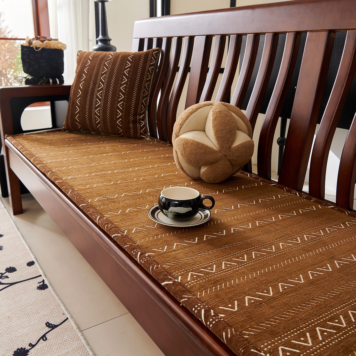 New All-Season Solid Wood Sofa Cushion, New Chinese Style Mahogany Non-Slip Chair Cushion, Thickened Long Wooden Stool Cushion, Bay Window Cushion