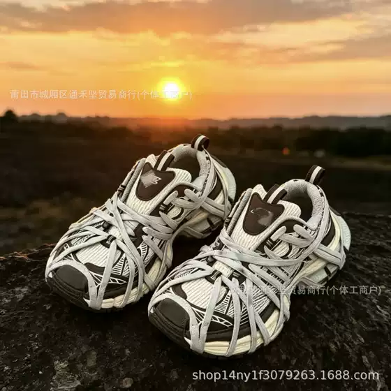 Cross border Putian high board Paris 10th generation 3xl dad shoes Spider Man strap breathable sports shoes retro height shoes