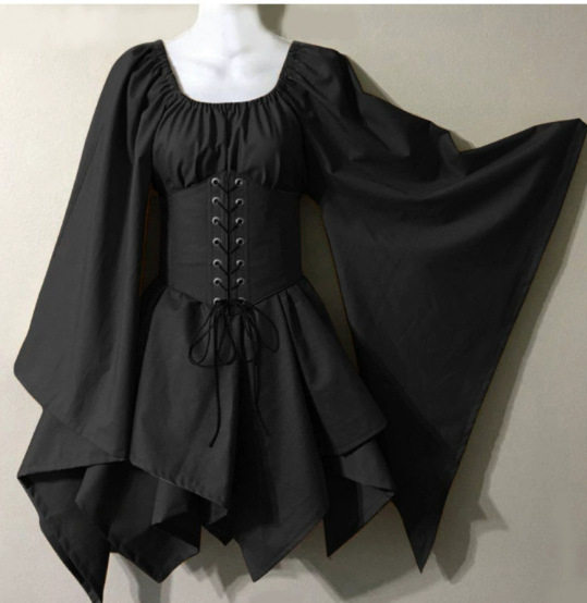 Renaissance Style Long Sleeve Dress Bell Sleeves Patchwork Design Elegant Fabric Perfect for Events and Gatherings