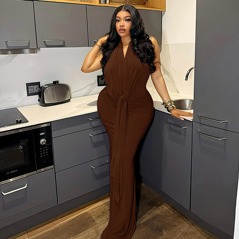 Fashionable Backless Halter Maxi Dress Loose Fit Ruched Design Comfortable Fabric Casual Home Wear Wholesale