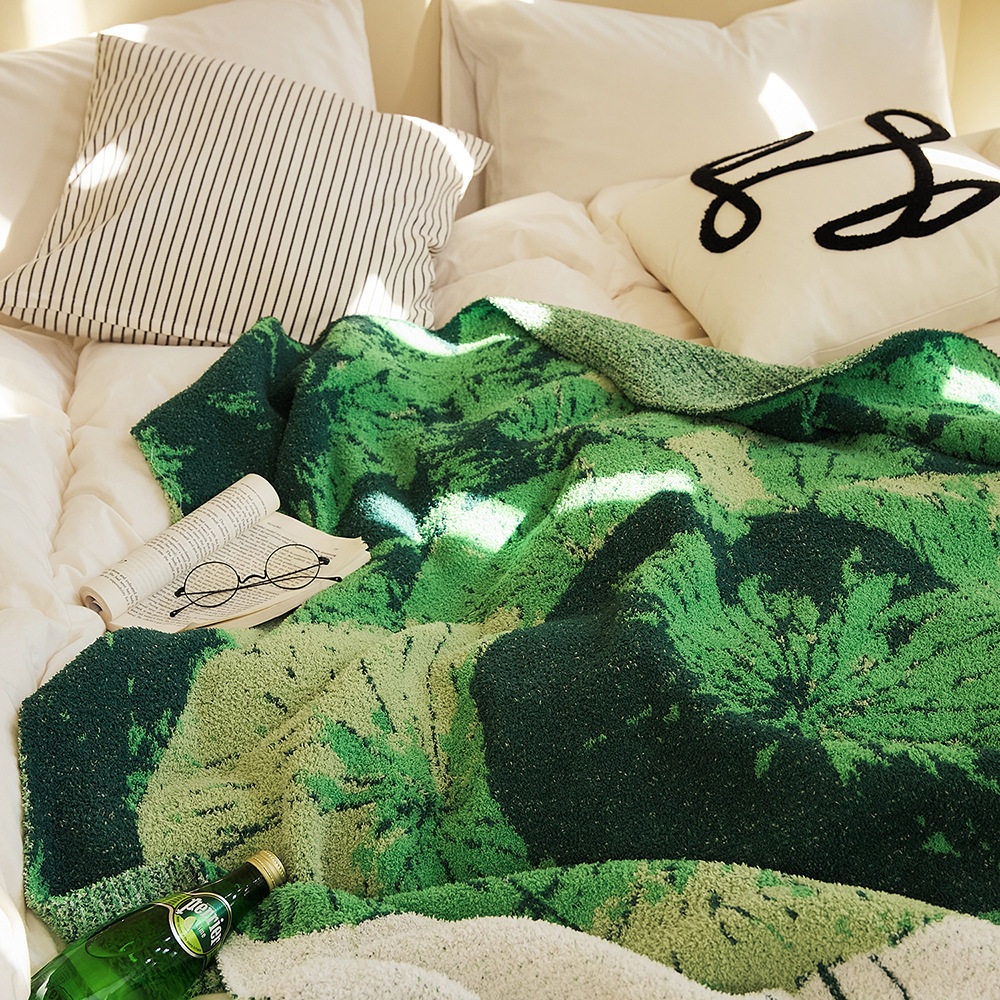 New Spring and Summer Lotus Rhyme Knitted Half-Velvet Blanket Office Lunch Blanket Photo Props Furniture Soft Decoration Accessories